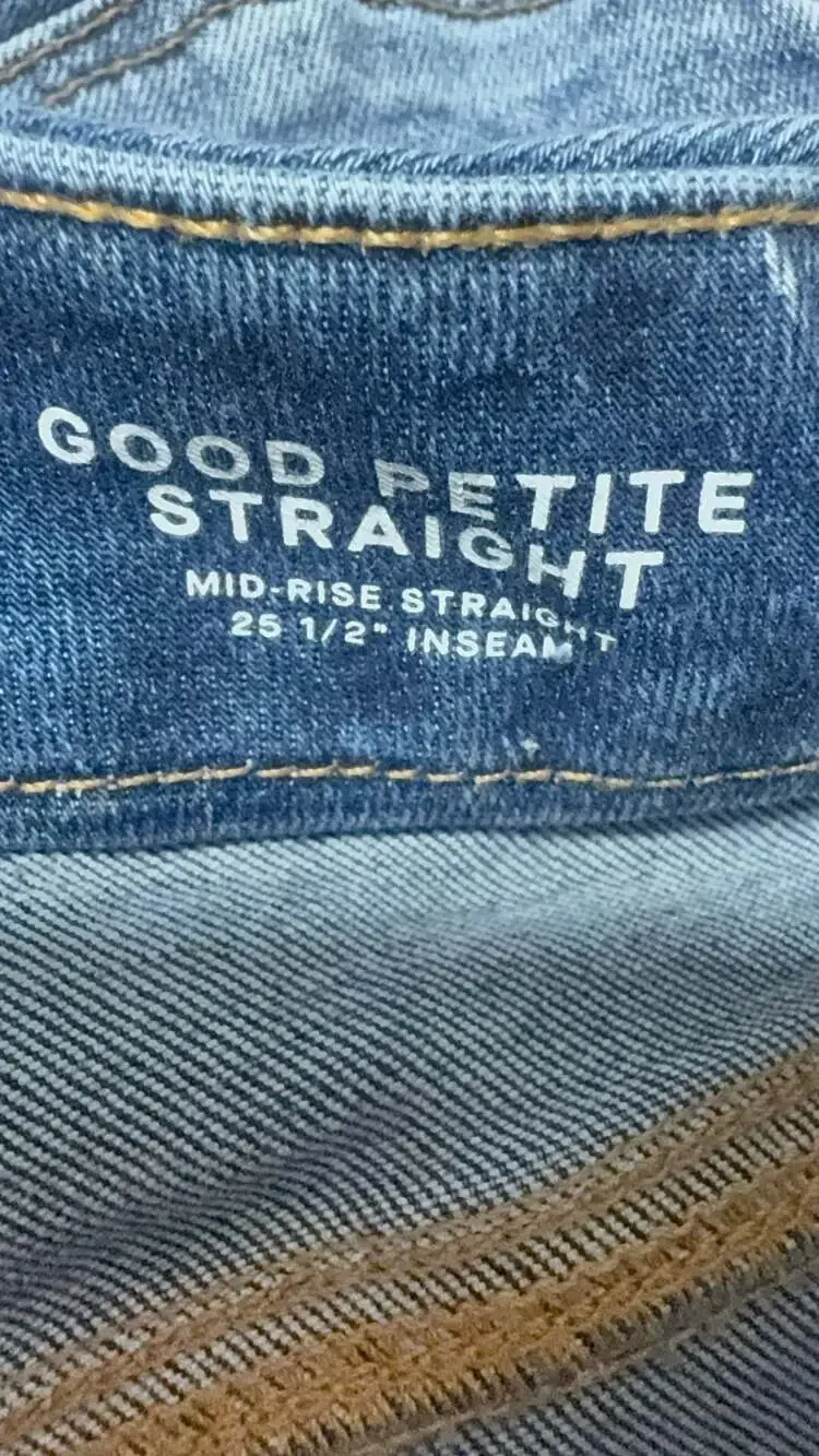 Good American Good Petite Straight Mid-Rise Jeans 00-4